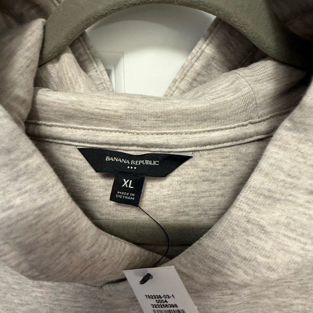 Banana Republic Men's Scuba Hoodie - Picture 2 of 3